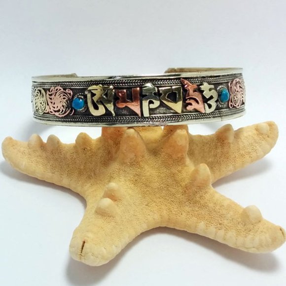 Handmade Brass Copper OM Mantra Bracelet - Picture 2 of 4